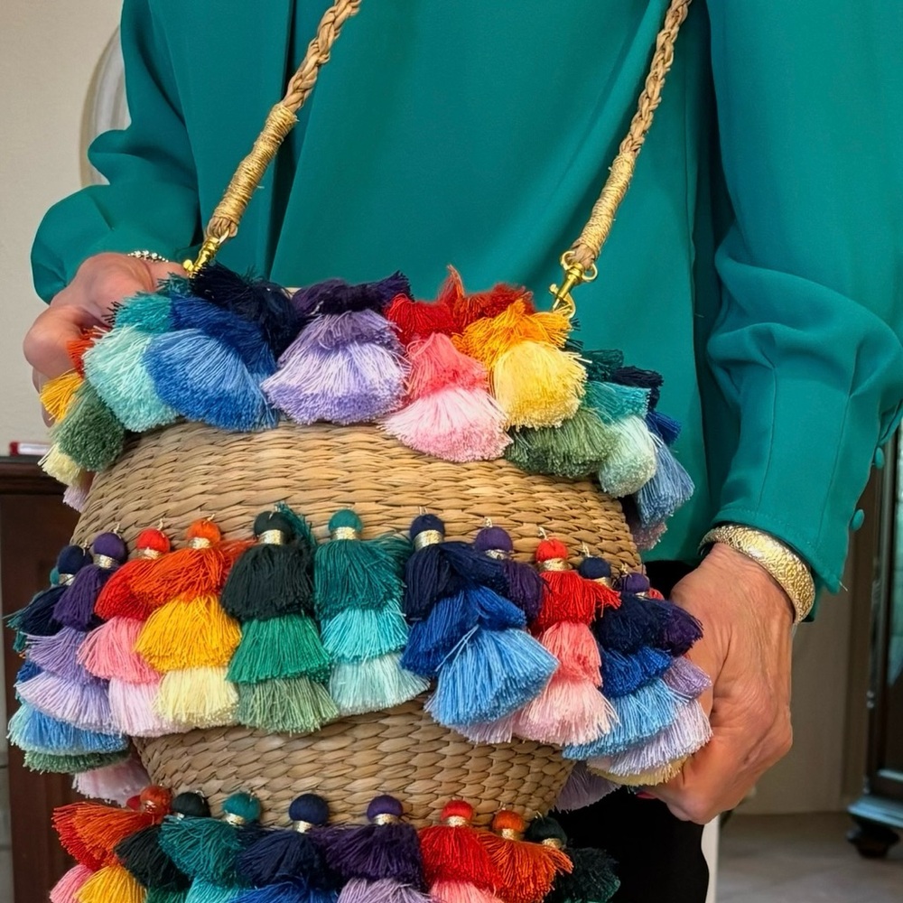 Multicolor Tassel Woven Shoulder Bag